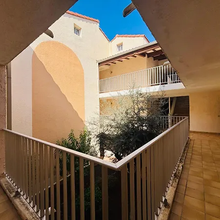 T2 A Avec Loggia, 4 Couchages Et Piscine - Fr-1-309-499 *